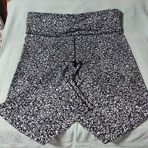 Zyia B&W Leggings, Sz 20